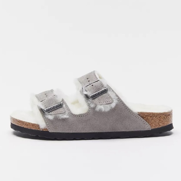 Birkenstock Women's Arizona
Shearling Sandal - Picture 3 of 9
